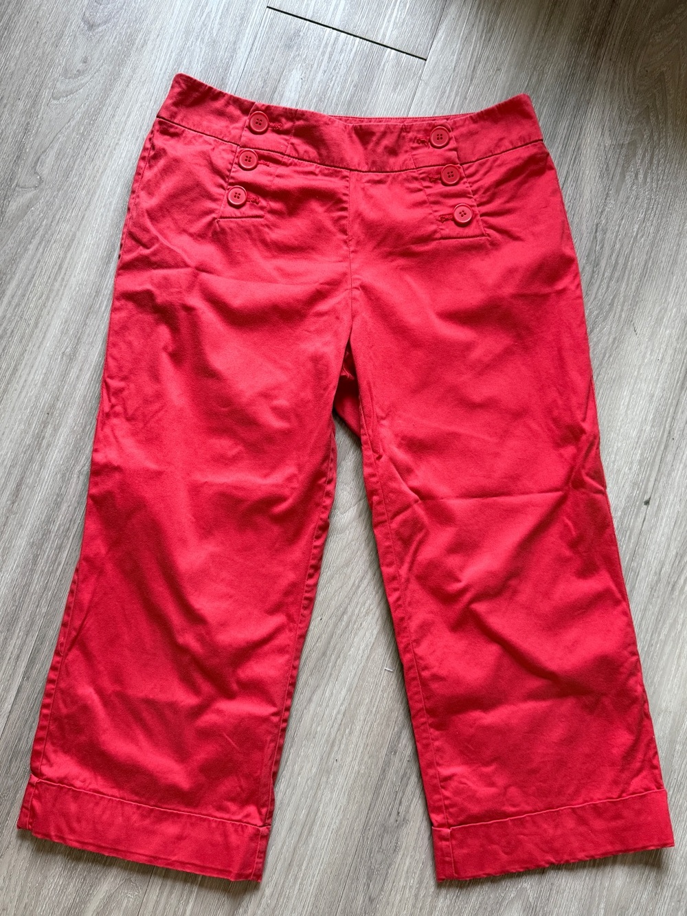 Red Button-Accent Capris
